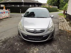 Silber Gebraucht 2011 Opel Corsa Edition Kleinwagen | 3.333 € (Guter Preis)