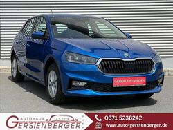 Raceblau metallic Gebraucht 2025 Skoda Fabia Selection Limousine | 18.960 € (Fairer Preis)