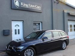 Blau Gebraucht 2017 BMW 320 Sport Line Kombi | 14.880 € (Guter Preis)
