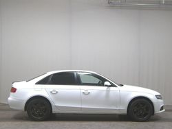 Weiss Gebraucht 2010 Audi A4 Attraction Limousine | 4.450 € (Superpreis)
