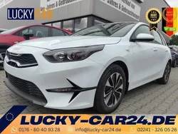 Weiß Neu 2024 Kia Ceed Limousine | 22.240 € (Guter Preis)
