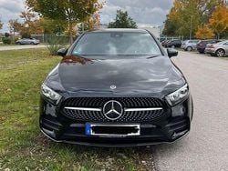 Schwarz Gebraucht 2020 Mercedes A200 AMG line Limousine | 24.900 € (Fairer Preis)