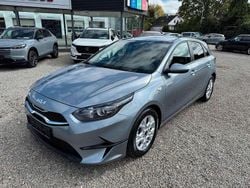 Grau Gebraucht 2025 Kia Ceed Kleinwagen | 18.790 € (Superpreis)