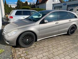 Grau Gebraucht 2006 Mercedes R350 Van / Kleinbus | 1.500 €