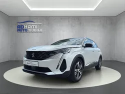 Weiß Gebraucht 2021 Peugeot 3008 Allure SUV | 19.894 € (Guter Preis)