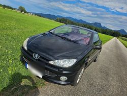 Schwarz Gebraucht 2004 Peugeot 206 CC Cabrio | 1.450 €