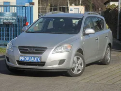 Silber Gebraucht 2009 Kia Ceed Sportswagon EX Kombi | 1.450 € (Guter Preis)