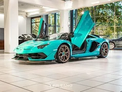 Blau Gebraucht 2021 Lamborghini Aventador Cabrio | 879.770 €