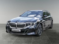 Schwarz Gebraucht 2024 BMW 520 M Sport Kombi | 49.590 € (Superpreis)