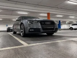 Grau Gebraucht 2016 Audi S5 Sportback Sport Kleinwagen | 32.000 € (Teuer)