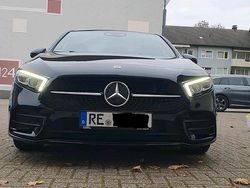 Schwarz Gebraucht 2020 Mercedes 180 AMG Limousine | 24.000 €