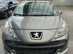 Grau Gebraucht 2007 Peugeot 207 CC Cabrio | 990 € (Guter Preis)