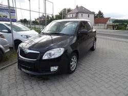 Schwarzmagic perleffekt Gebraucht 2009 Skoda Fabia SportLine Kleinwagen | 5.799 € (Teuer)