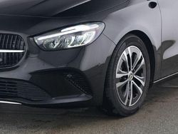 Unilack nachtschwarz Gebraucht 2024 Mercedes B200 Progressive Van / Kleinbus | 30.200 € (Superpreis)