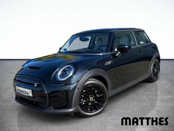 Schwarz Gebraucht 2023 Mini Cooper SE Kleinwagen | 21.950 € (Etwas zu teuer)