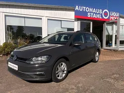 Grau Gebraucht 2019 VW Golf VII Comfortline Kombi | 16.950 € (Fairer Preis)