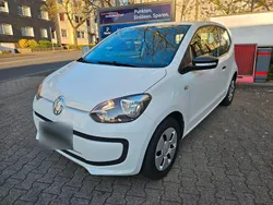 Weiß Gebraucht 2016 VW up! Kleinwagen | 4.500 € (Guter Preis)