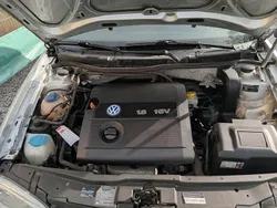 Grau Gebraucht 2002 VW Golf IV Kleinwagen | 2.000 €