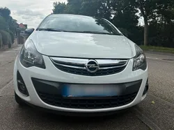 Weiß Gebraucht 2014 Opel Corsa Kleinwagen | 2.999 € (Guter Preis)