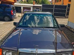 Violet Gebraucht 1991 Mercedes 190 Limousine | 1.500 €
