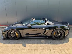 Schwarz Gebraucht 2024 Porsche 718 Spyder Cabrio | 169.900 € (Guter Preis)