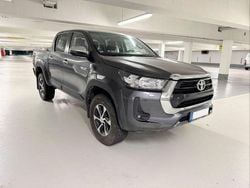 Grau Gebraucht 2023 Toyota HiLux Abholung | 37.400 € (Fairer Preis)