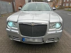Silber Gebraucht 2005 Chrysler 300C Kombi | 5.500 € (Etwas zu teuer)