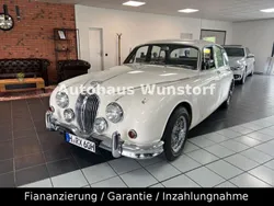 Weiß uni Gebraucht 1960 Jaguar MK II Limousine | 48.490 €