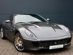 Grigio silverstone Gebraucht 2006 Ferrari 599 Coupé | 139.900 € (Etwas zu teuer)