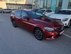 Rot Gebraucht 2018 Mercedes C300 Avantgarde Kombi | 22.900 € (Fairer Preis)