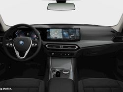 Schwarz Gebraucht 2022 BMW 320e Kombi | 28.511 € (Etwas zu teuer)