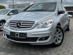 Silber Gebraucht 2007 Mercedes B150 Van / Kleinbus | 3.698 € (Fairer Preis)