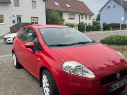 Rot Gebraucht 2009 Fiat Punto Active Kleinwagen | 1.300 € (Fairer Preis)