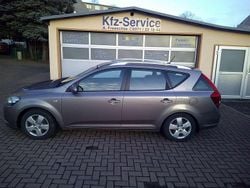 Braun Gebraucht 2012 Kia Ceed Sportswagon Kombi | 8.990 € (Fairer Preis)