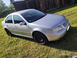 Silber Gebraucht 2002 VW Bora Comfortline Limousine | 1.200 € (Fairer Preis)