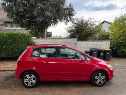 Rot Gebraucht 2010 VW Golf Plus Cross Van / Kleinbus | 4.350 € (Guter Preis)