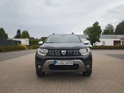 Schwarz Gebraucht 2018 Dacia Duster Prestige SUV | 10.200 € (Fairer Preis)