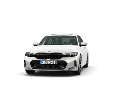 Weiß Gebraucht 2024 BMW 330 M Sport Limousine | 52.930 €