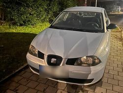 Blau Gebraucht 2004 Seat Ibiza Kleinwagen | 699 € (Guter Preis)