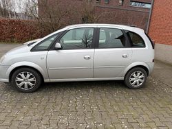 Silber Gebraucht 2006 Opel Meriva Van / Kleinbus | 1.200 € (Guter Preis)