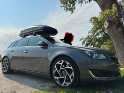 Grau Gebraucht 2017 Opel Insignia Kombi | 14.500 € (Etwas zu teuer)