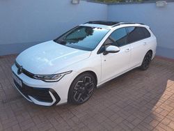 Weiß Gebraucht 2025 VW Golf VIII R-line Kombi | 34.990 € (Etwas zu teuer)