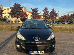Schwarz Gebraucht 2009 Peugeot 207 CC Allure Cabrio | 2.000 €