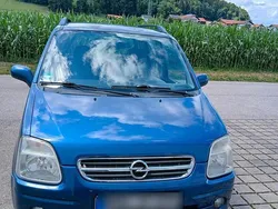 Blau Gebraucht 2004 Opel Agila Kleinwagen | 650 € (Fairer Preis)
