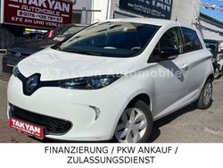 Weiß Gebraucht 2016 Renault Zoe Life Kleinwagen | 7.990 € (Etwas zu teuer)