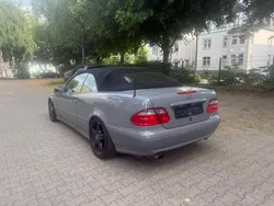 Grau Gebraucht 2001 Mercedes CLK230 Cabrio | 6.400 € (Teuer)
