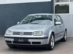 Silber Gebraucht 2001 VW Golf IV Comfortline Limousine | 3.700 € (Etwas zu teuer)