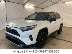 Weiß Gebraucht 2024 Toyota RAV4 Hybrid Style SUV | 37.350 € (Guter Preis)