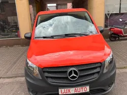 Orange Gebraucht 2018 Mercedes Vito Van / Kleinbus | 12.000 € (Superpreis)