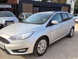 Silber Gebraucht 2016 Ford Focus Business Edition Kombi | 5.999 € (Fairer Preis)